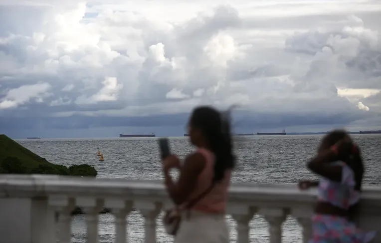 Confira previsão do tempo para o início da semana em Salvador