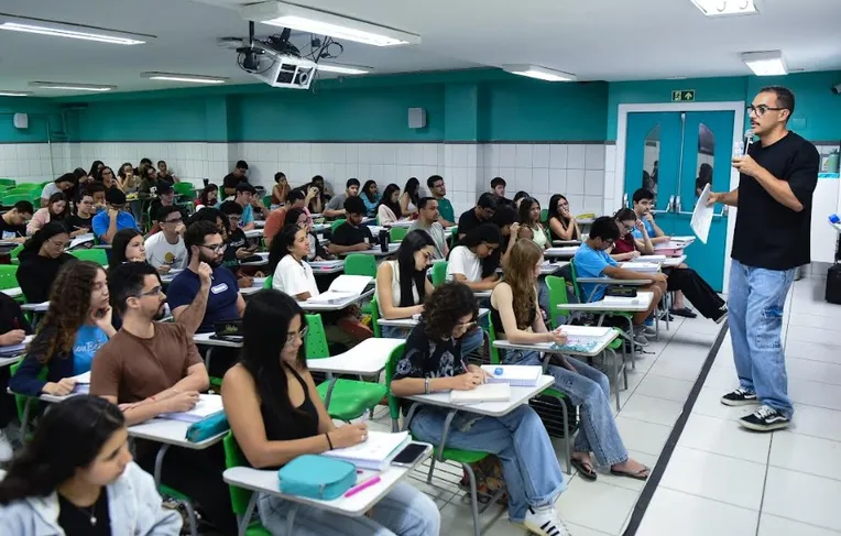 Enem 2026: como começar a preparação com planejamento, foco e equilíbrio