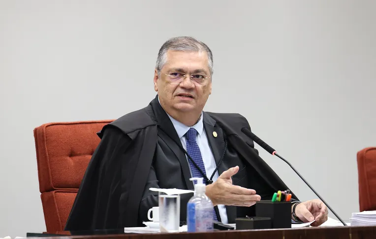 Flávio Dino pode receber homenagem na Câmara de Salvador