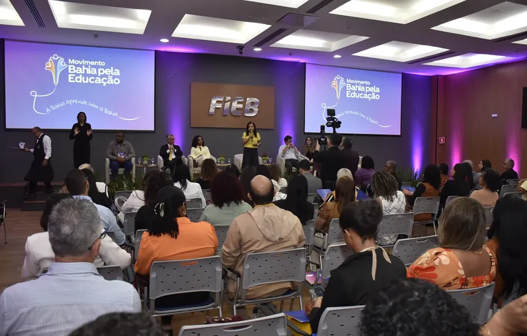 'Movimento Bahia pela Educação' encerra ciclo de debates em Salvador