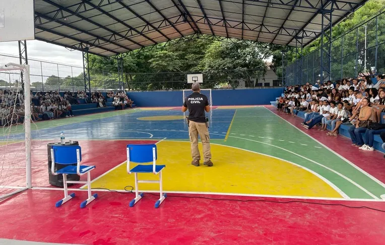 Polícia Civil faz palestra de conscientização sobre violência escolar