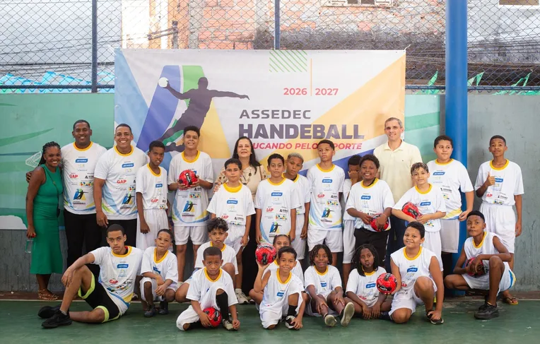Projeto abre inscrições para aulas gratuitas de handebol em Salvador