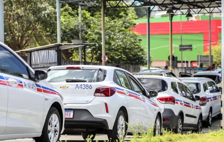 Vistoria anual dos táxis de Salvador começa em julho e tem mudança
