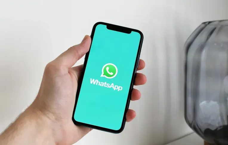 WhatsApp ganha novidades para iPad e carros; veja o que muda