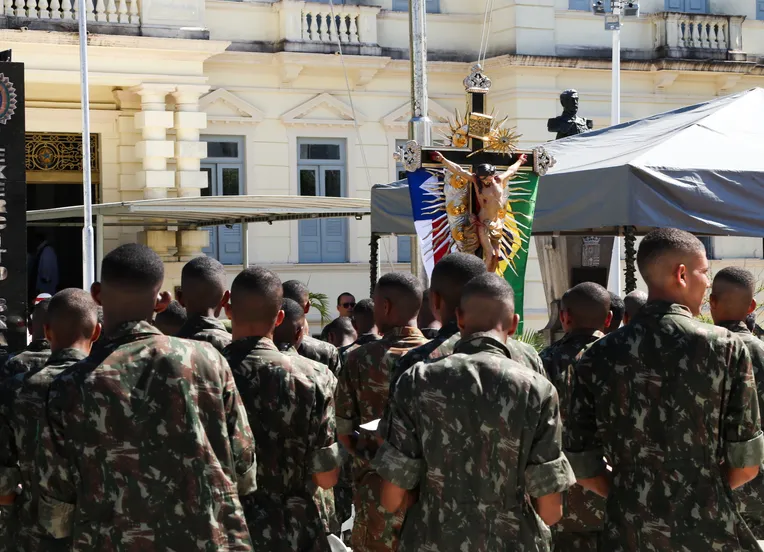Exército investiga furto de coletes à prova de bala em quartel de Salvador