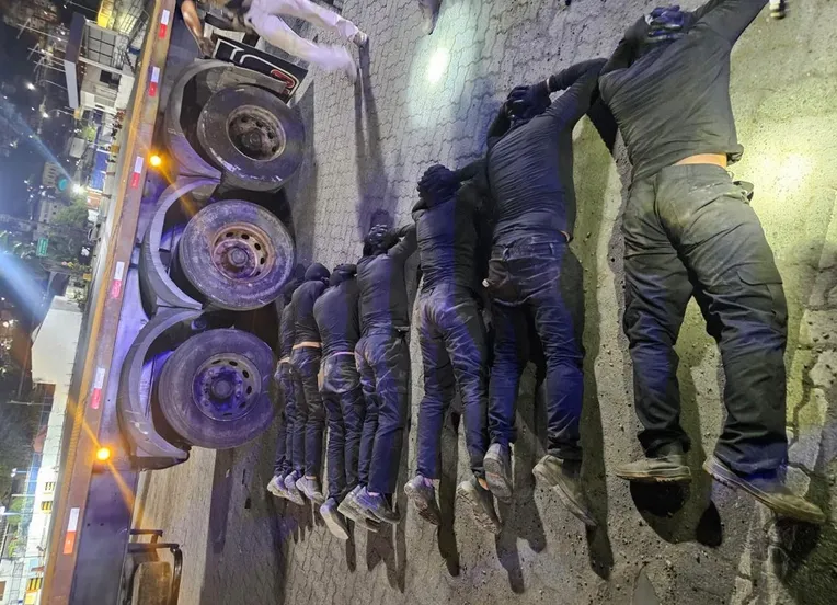 Grupo preso com cocaína no Porto de Salvador é ligado a facção de SP