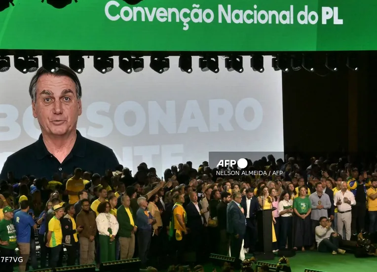 IA de Bolsonaro pode gerar punição e complicar Flávio