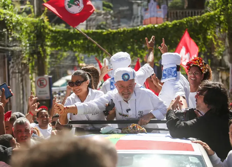 Lula não deve comparecer ao 2 de Julho em Salvador por motivo de saúde
