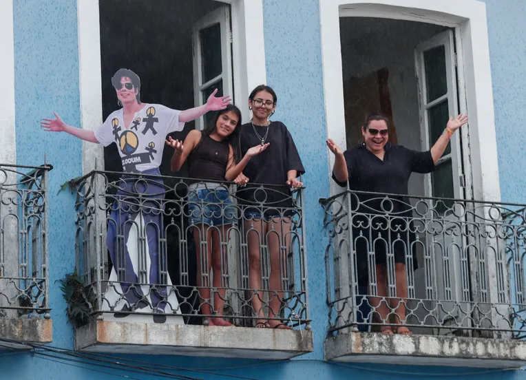 Varanda de Michael Jackson no Pelourinho pode fechar após decisão da Justiça