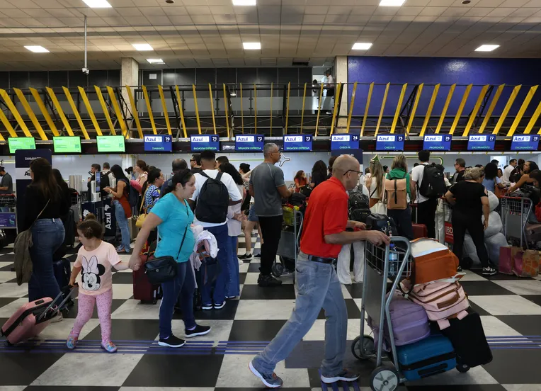 Veja os 5 destinos mais baratos para viajar de avião saindo de Salvador