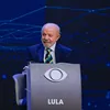 Debate na Band: Lula chama Flávio Bolsonaro de "traidor da pátria"