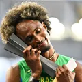 Alison dos Santos vence Mundial de Atletismo e termina invicto em 2026 imagem