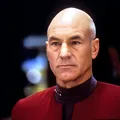 Antes de X-Men, Patrick Stewart construiu legado na ficção científica imagem
