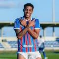 Artilheiro na base, joia do Bahia marca gol decisivo na Série B imagem
