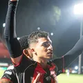 Autor de gol, Renê faz pedido especial para torcida do Vitória imagem