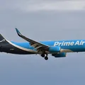 Avião da Amazon sai da pista e paralisa operações em aeroporto imagem