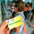 Bolsa Família: governo terá de encontrar R$ 22,7 bilhões para bancar reajuste imagem