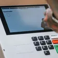Brasil registra mais de 80 crimes eleitorais nas primeiras horas imagem