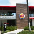 Burger King é condenado após gerente mandar funcionária emagrecer imagem