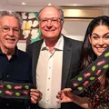 Caetano Veloso e Paula Lavigne recebem Alckmin em gesto de apoio a Lula imagem