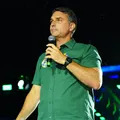 Chapa de Flávio Bolsonaro pode ser cassada pelo TSE por abuso de poder imagem