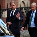 Charles III rebaixa status de Harry e Meghan após volta ao Reino Unido imagem