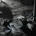 Cientistas testam novos trajes em arena que simula a Lua; veja fotos imagem