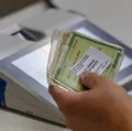 Com 154 mil abstenções, entenda como falta de ônibus afetou votação em Salvador imagem