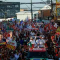 E Lula dá a largada na Liberdade. Travou tudo, mas foi bem diferente imagem