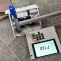 Eleitor é detido após quebrar urna eletrônica em Fortaleza imagem