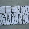 Em crise, próximo adversário do Vitória sofre com protestos da torcida imagem
