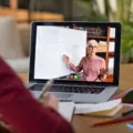 Em menos tempo! Como usar a IA para acelerar a aprovação em concursos imagem
