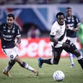 Empate atrasa rivais do Vitória na parte de baixo do Brasileirão imagem