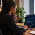 Empresas abrem vagas para assessores de investimentos em Salvador imagem