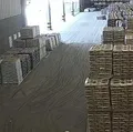 Ex-funcionário usa farda de empresa para furtar 280 sacos de cimento na Bahia imagem