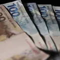 Famílias com renda de até R$ 3.242 receberão auxílio extra do Governo imagem