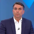 Flávio Bolsonaro nega aquecimento global: "São eventos climáticos" imagem