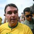 Flávio Bolsonaro pode ter mandato cassado por relação com Vorcaro imagem
