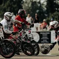 Futebol sobre duas rodas: veja fotos do campeonato de motoball na França imagem