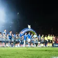 Goleiro do Grêmio culpa Barradão por mal estar antes de jogo contra o Vitória imagem