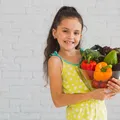 Hábitos alimentares na infância moldam saúde na vida adulta imagem