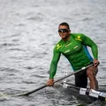 Isaquias Queiroz conquista ouro e faz história no Mundial de Canoagem imagem