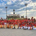 Maracatu Ventos de Ouro leva à rua força da ancestralidade negra imagem