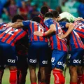 Meio-campista desabafa e anuncia despedida do Bahia nas redes sociais imagem