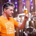 Mestre cervejeiro detalha produção de cervejas sem álcool imagem