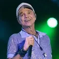 Morre o cantor Netinho, ícone da Axé Music, aos 60 anos imagem