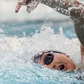 Nadadora brasileira das Olimpíadas bate próprio recorde sul-americano imagem