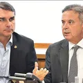 “Não temos notícias do paradeiro”, diz aliado sobre Flávio Bolsonaro imagem