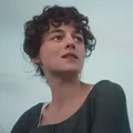Nova adaptação de clássico de Jane Austen ganha trailer na Netflix imagem