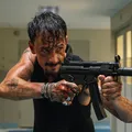 Novo filme de ação com Rodrigo Santoro reúne astros de Hollywood imagem